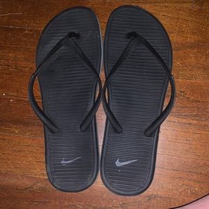 Women’s Nike Flip Flops